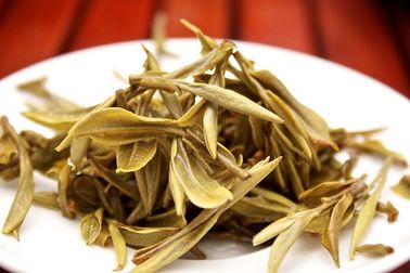 中国 黄山Maofengの茶、緑の黄のシャン族の毛黄色がかったFengの緑茶は滑らかに排尿します サプライヤー