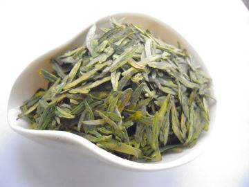 中国 曲げられた形の肺chingのdragonwellの緑茶の新しい茶葉材料 サプライヤー